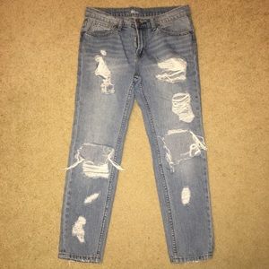 BDG Boyfriend Jeans